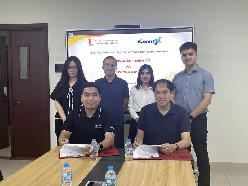Lễ ký kết Biên bản ghi nhớ hợp tác với iConnex