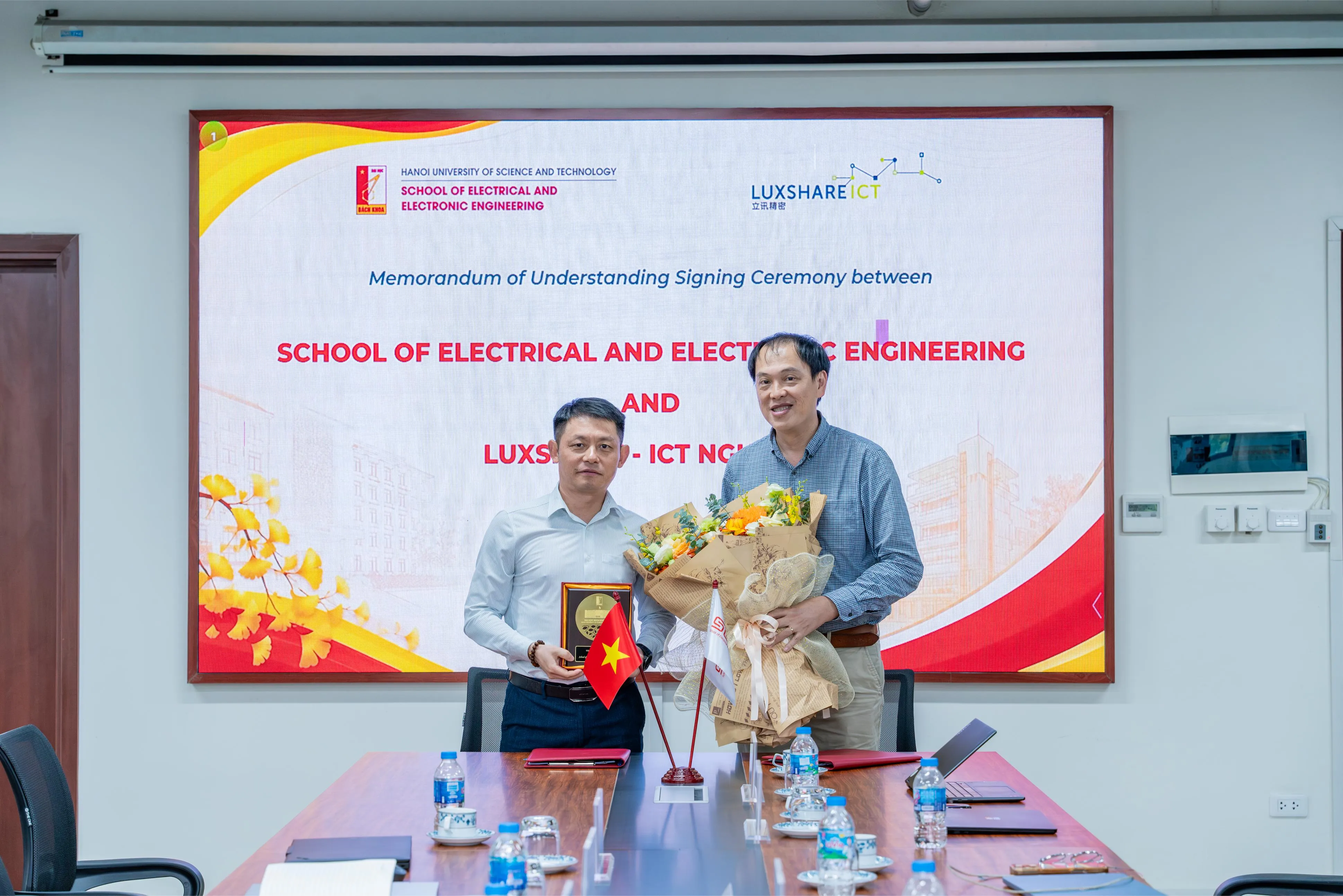 Lễ ký kết MoU SEEE - Luxshare ICT Nghệ An 2