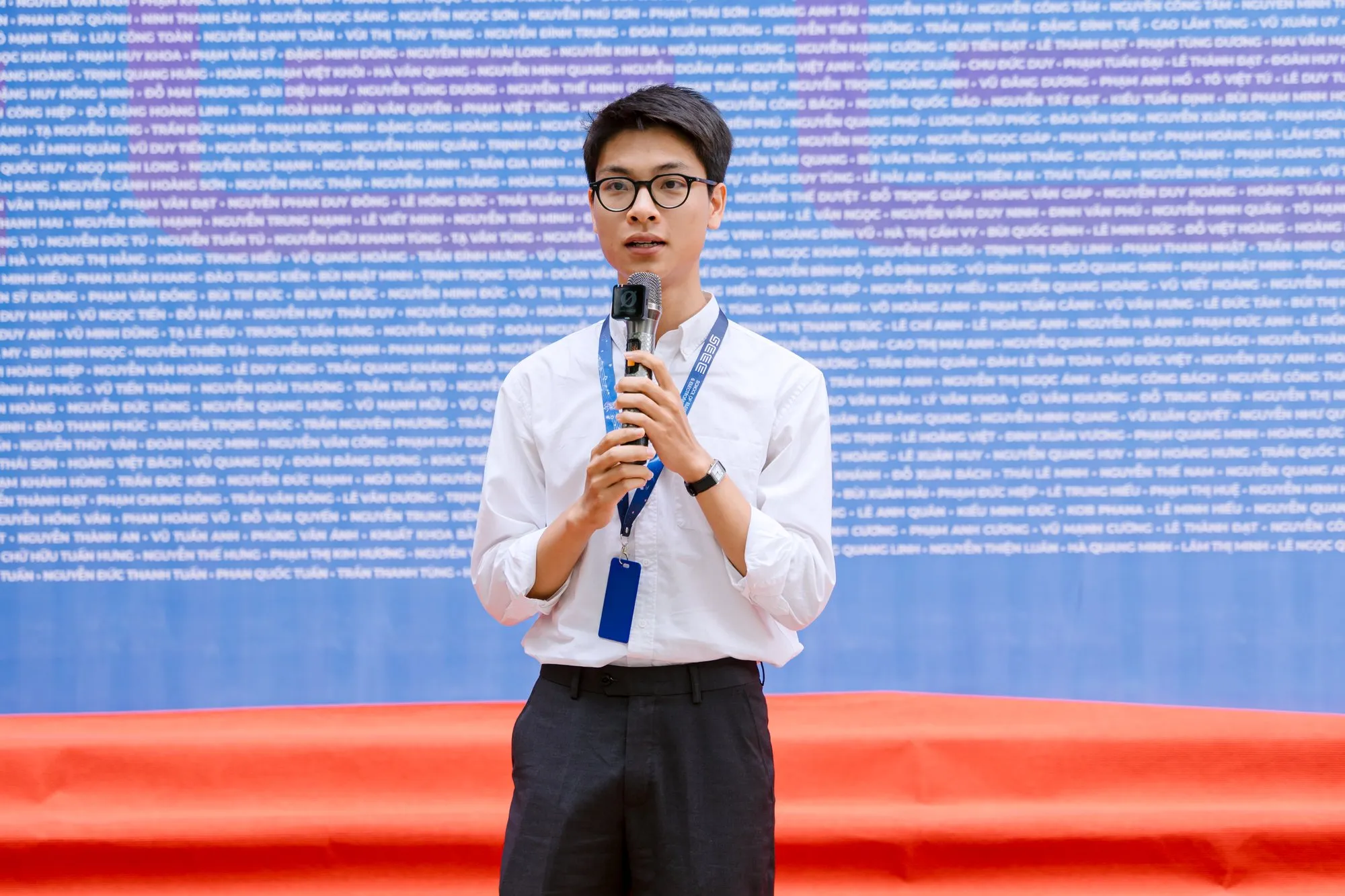 Đợt bảo vệ tốt nghiệp học kỳ 2025.2 Trường Điện - Điện tử - ảnh 9