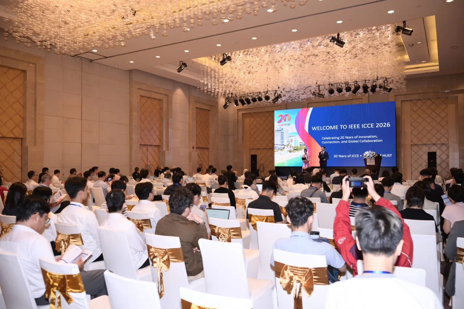 Toàn cảnh phiên khai mạc IEEE ICCE 2026, ngày 29/7/2026