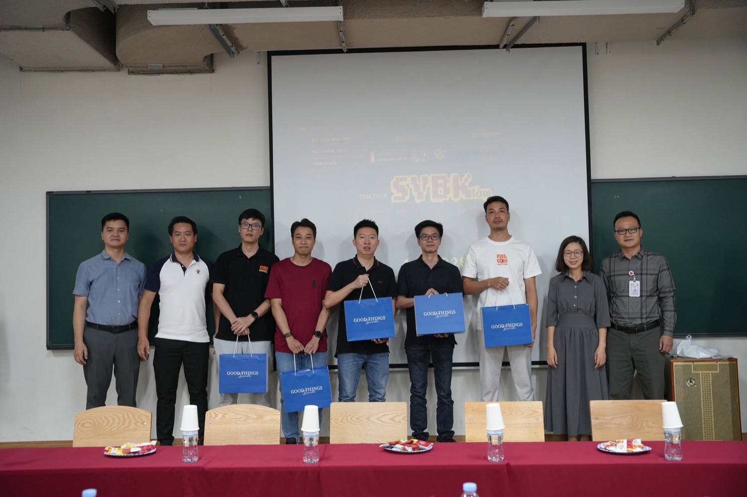 Hoạt động EGDC