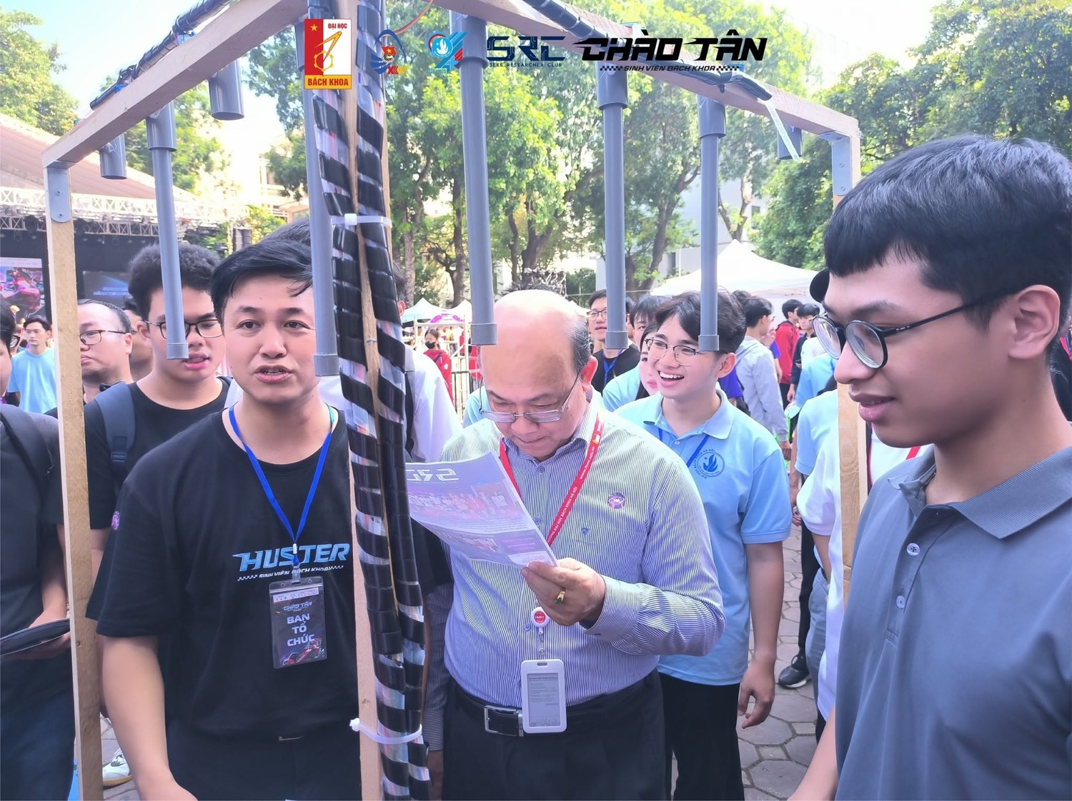 Hoạt động SRC